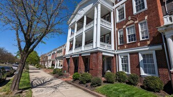 7 N Arthur Ashe Blvd, Unit Apt #9 in Richmond, VA - Building Photo