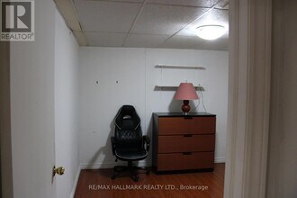 86 Golfhaven Dr in Toronto, ON - Building Photo - Building Photo