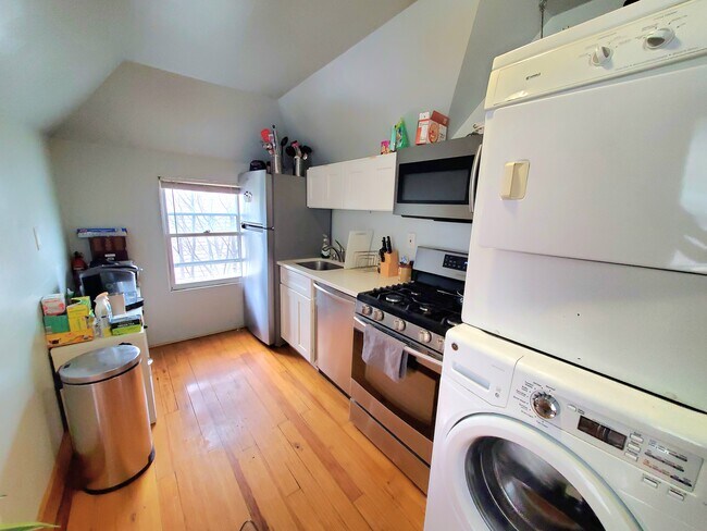 12 Bennett St, Unit 3 in Boston, MA - Building Photo - Building Photo