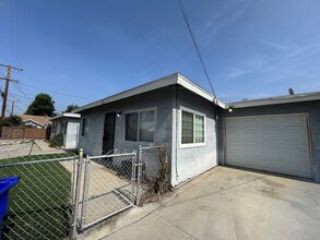 253 N 9th Ave in Upland, CA - Building Photo - Building Photo