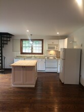 6638 N 8th St, Unit Backhouse in Philadelphia, PA - Building Photo - Building Photo