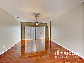 806 Sea Holly Dr in Brooksville, FL - Building Photo - Building Photo