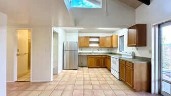 94-451-451 Keaoopua St in Mililani, HI - Building Photo