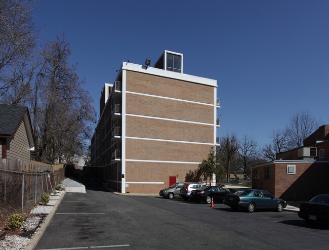 Green Valley Apartments in Washington, DC - Building Photo - Building Photo