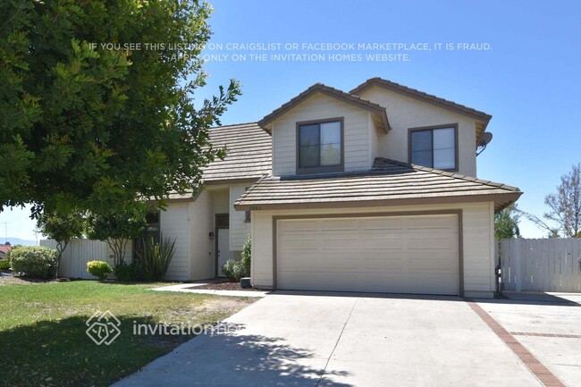 25983 Whispering Wind Ct