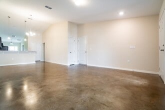 285 Reese Ct in St. Cloud, FL - Building Photo - Building Photo