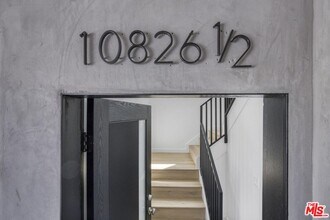 10826 1/2 Hesby St in Los Angeles, CA - Building Photo - Building Photo