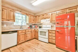 1026 Satterfield Rd in Cleveland, GA - Building Photo - Building Photo