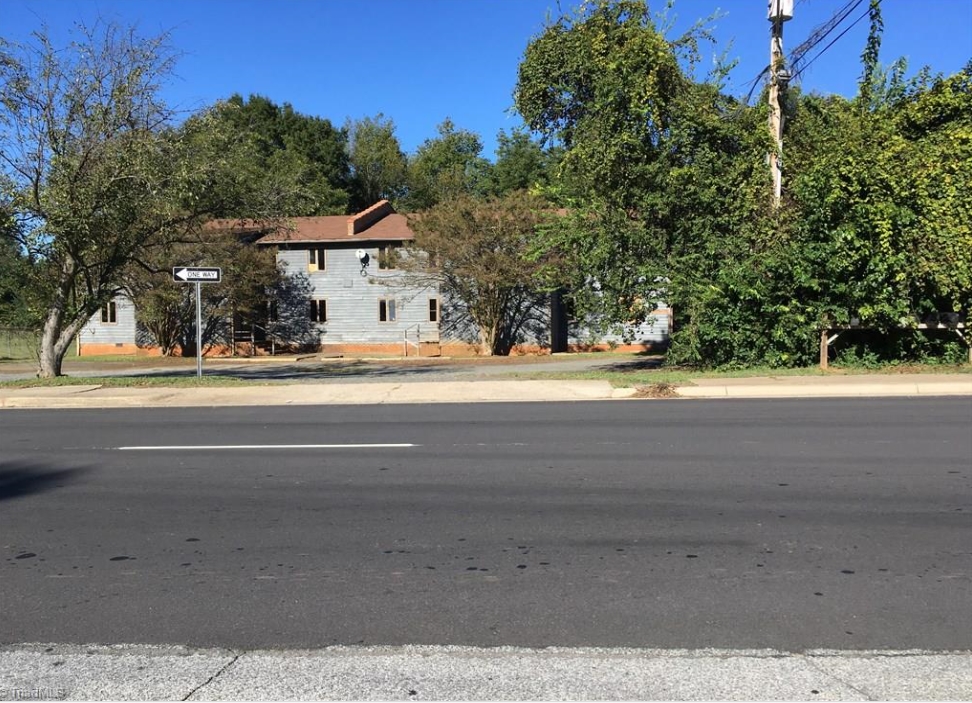 150 Martin Luther King Jr Blvd in Lexington, NC - Building Photo