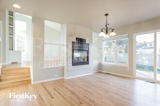 19032 E Whitaker Pl in Aurora, CO - Building Photo - Building Photo