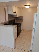 1450 Holden Ave in Orlando, FL - Building Photo - Building Photo