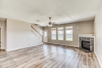 5222 Rio Dr in Baytown, TX - Building Photo - Building Photo