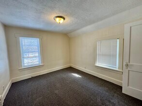 2619 Clyde Pl SW in Canton, OH - Foto de edificio - Building Photo