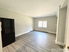 53 Ruggles St, Unit 2 in Boston, MA - Building Photo - Building Photo