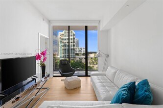 2678 Tigertail Ave in Miami, FL - Building Photo - Building Photo