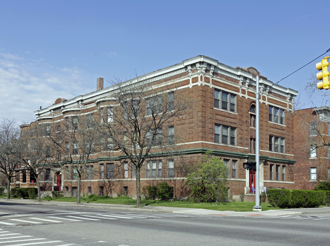 Hollenden Apartments in Detroit, MI - Building Photo - Building Photo