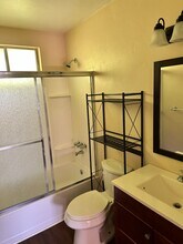 141 E Clara St, Unit #1 in Port Hueneme, CA - Building Photo - Building Photo