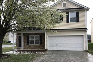 1736 Larne Cir in Charlotte, NC - Building Photo