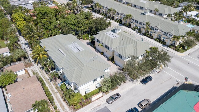 507 N Federal Hwy in Lake Worth, FL - Foto de edificio - Building Photo