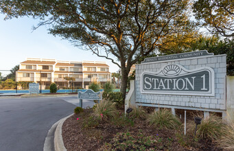 Station One Townhomes in Wrightsville Beach, NC - Building Photo - Building Photo