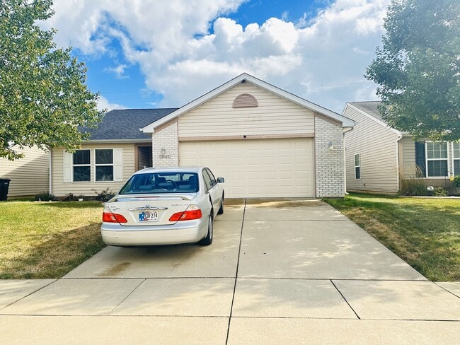 property at 3003 Remington Dr