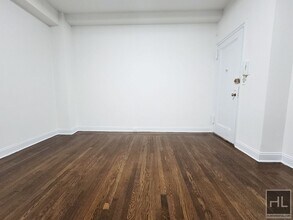 EAST 46 STREET in New York, NY - Building Photo - Building Photo