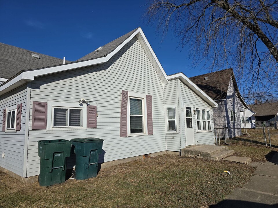 1506 W 10th St in Muncie, IN - Building Photo