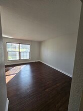5841 S Illinois Ave in Cudahy, WI - Building Photo - Building Photo