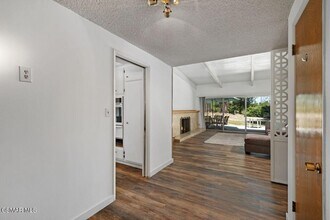 5708 Wilhelmina Ave in Los Angeles, CA - Building Photo - Building Photo