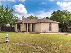 606 Tyrone Dr in Leander, TX - Building Photo - Building Photo