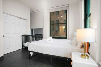 209 9th St in Pittsburgh, PA - Foto de edificio - Building Photo