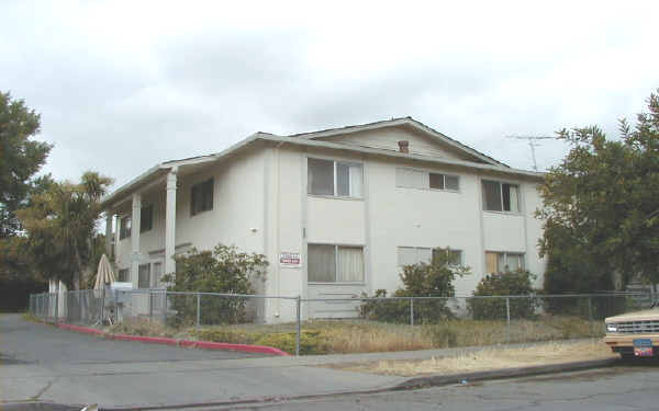 823 Farm Dr in San Jose, CA - Building Photo - Building Photo