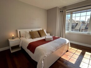 50B Laxford Dr in Ottawa, ON - Building Photo - Building Photo