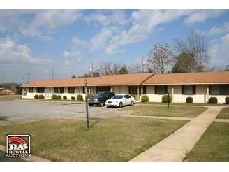 724 N Houston Rd in Warner Robins, GA - Building Photo