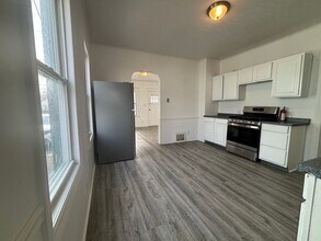 13436 Astor Ave in Cleveland, OH - Building Photo - Building Photo