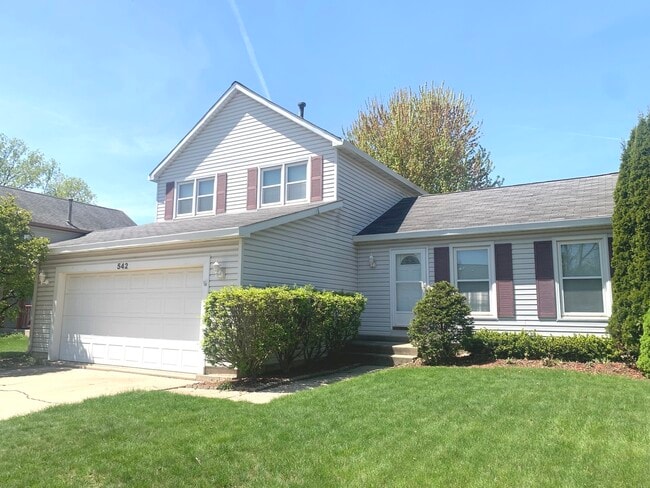 property at 542 Crown Point Ct