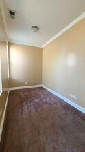 2024 N Wolcott Ave, Unit 1R in Chicago, IL - Building Photo - Building Photo