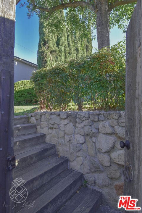 2657-2657 Piedmont Ave in Glendale, CA - Building Photo - Building Photo