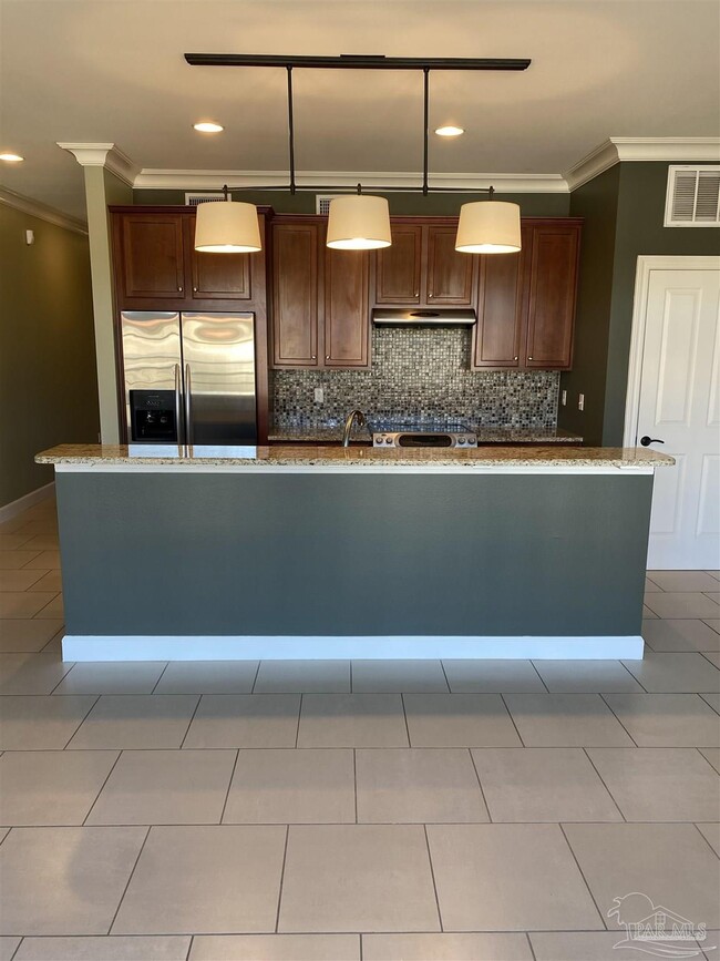 415 E Romana St in Pensacola, FL - Foto de edificio - Building Photo