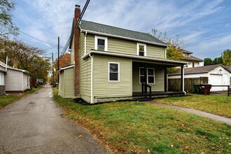 707 Moore St in Middletown, OH - Building Photo - Building Photo