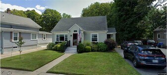 160 Coe St in Woonsocket, RI - Building Photo