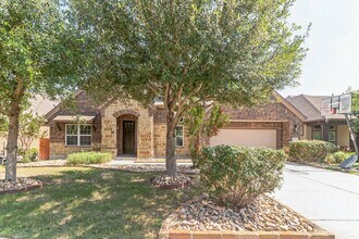 5900 Lipan Apache Bnd in Austin, TX - Building Photo - Building Photo