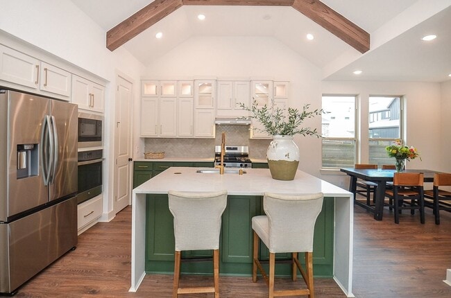 property at 3338 Verdant Ln