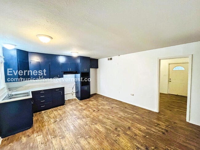 1460 Woody Dr in Jackson, MS - Building Photo - Building Photo