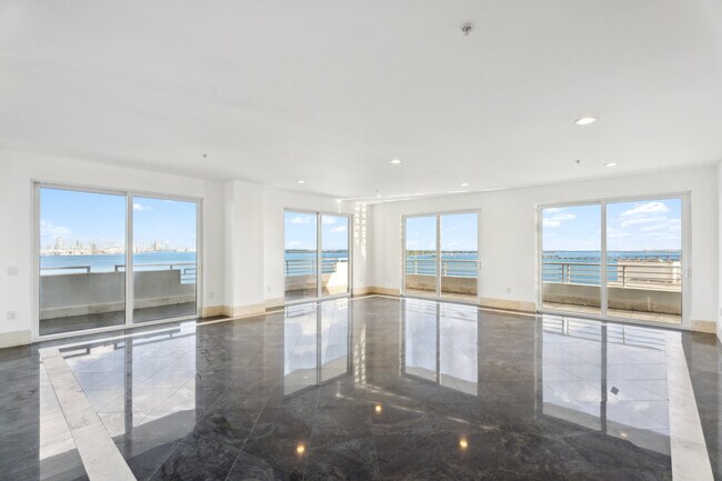 property at 1402 Brickell Bay Dr