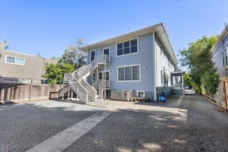 2026 San Antonio Ave in Alameda, CA - Building Photo - Building Photo