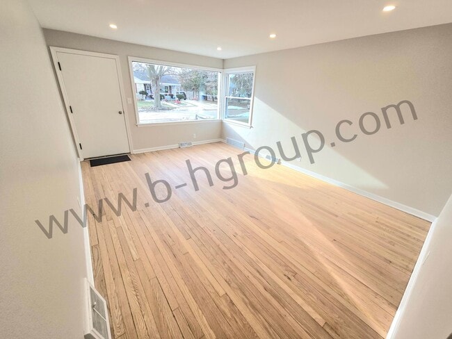 2000 39th St in Kenosha, WI - Foto de edificio - Building Photo