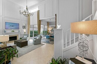 61 Dorchester Cir in Palm Beach Gardens, FL - Building Photo - Building Photo