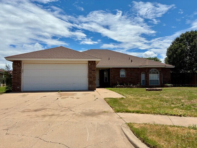 814 Genoa Ave