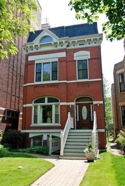 605 W Deming Pl in Chicago, IL - Building Photo